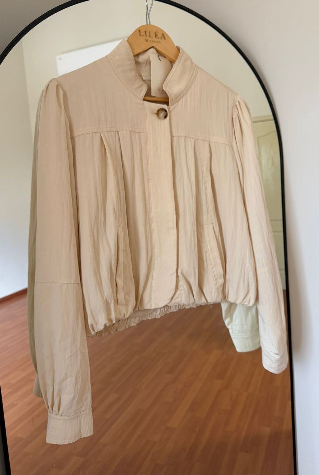 Cream set